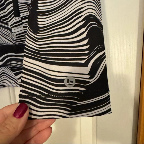 Barco One Scrub Jacket - Picture 2 of 6